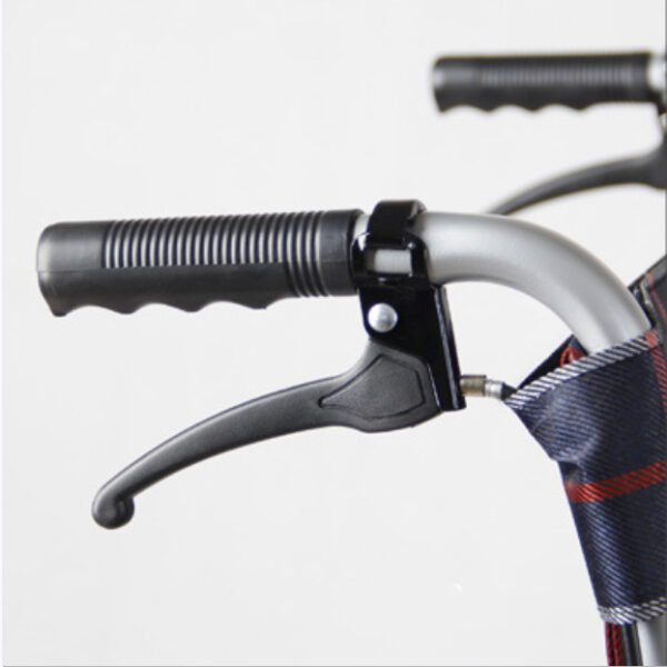 NL190301A 1s handlebars and rear handbrake