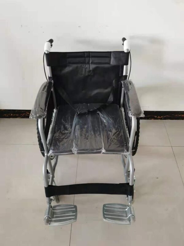 NL190301D 1 front view 2