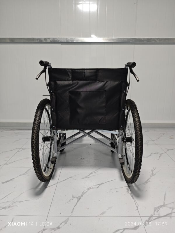 NL190301F 1s rear view