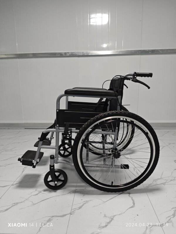 NL190301F 1s side view