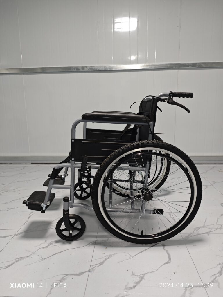 NL190301F-1's side view