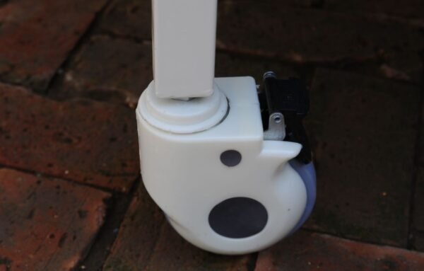 NL150302 YH01 Mute Casters